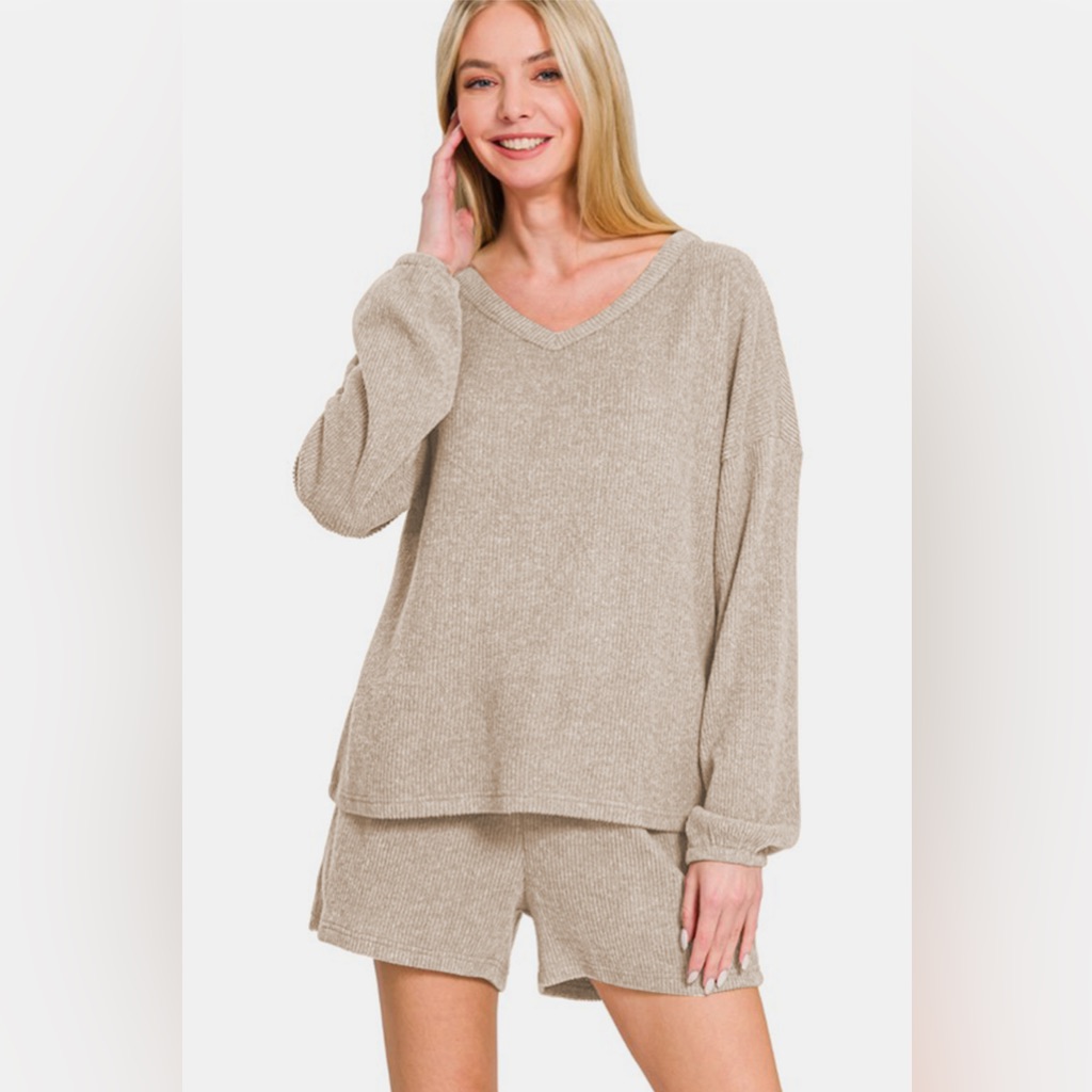 Long Sleeve Ribbed Top And Shorts Set In Khaki